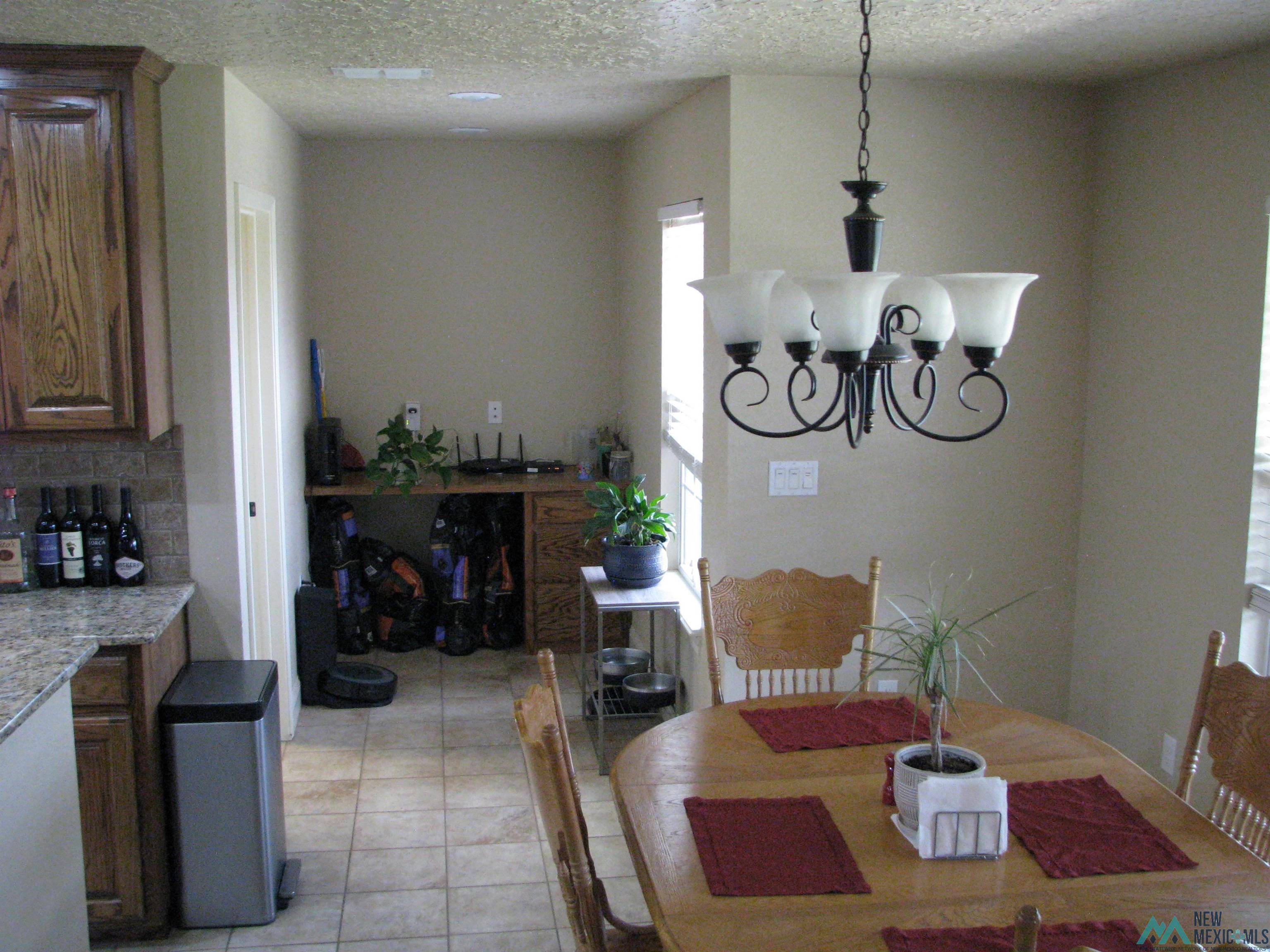 Clovis, NM 88101,1709 Simmons Street