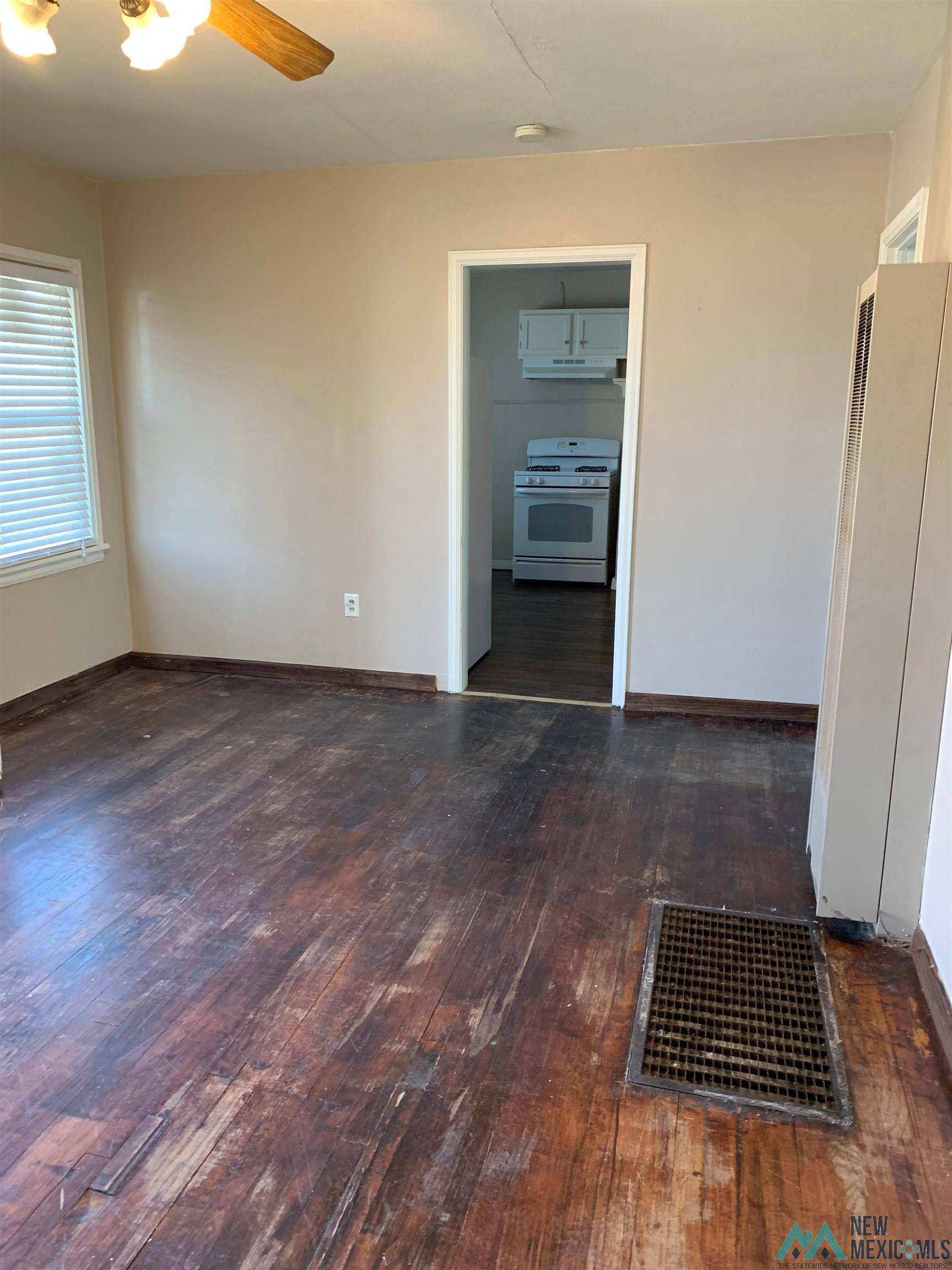 Clovis, NM 88101,1205 N Prince Street
