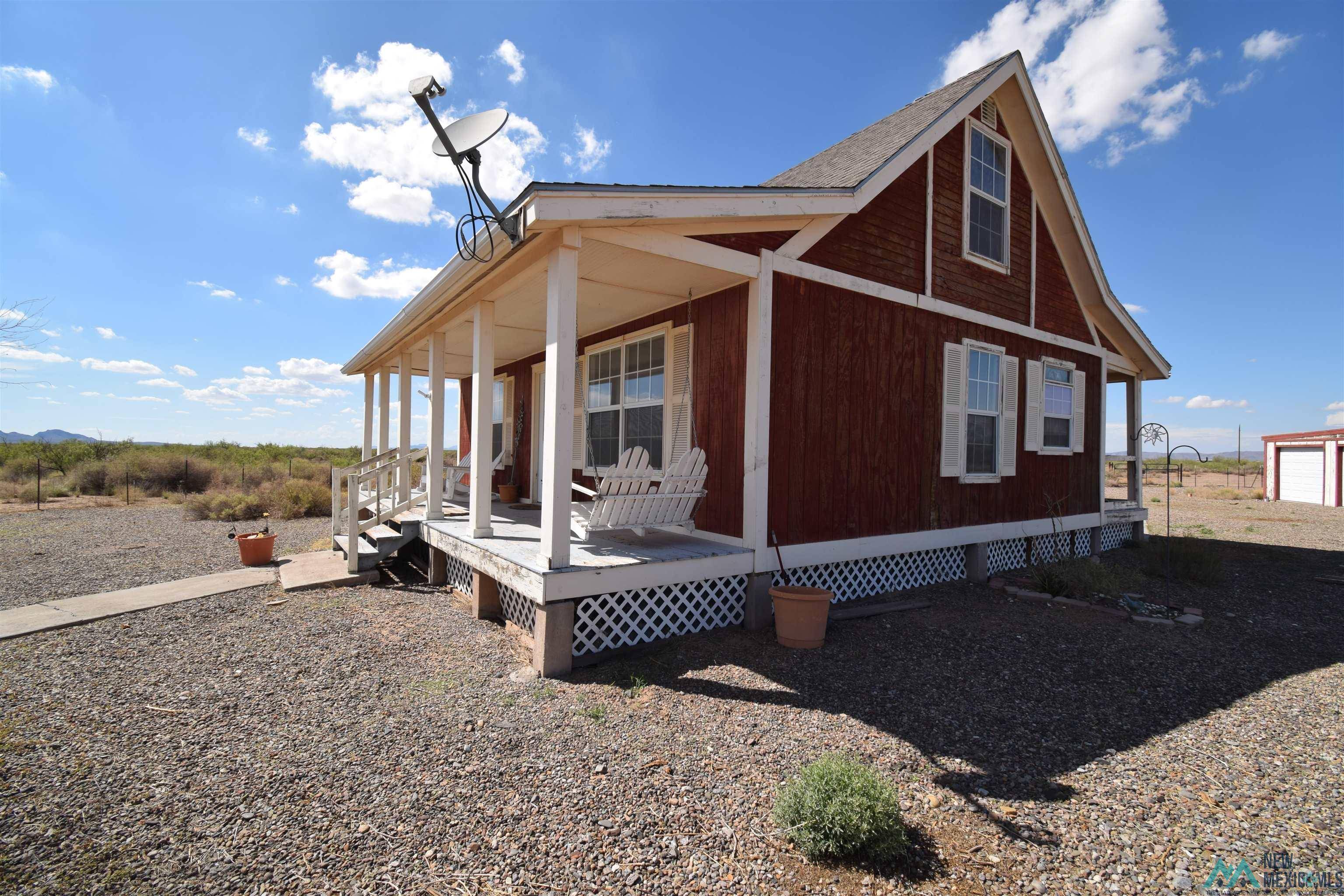 Deming, NM 88030,17925 Coyote Rd SE