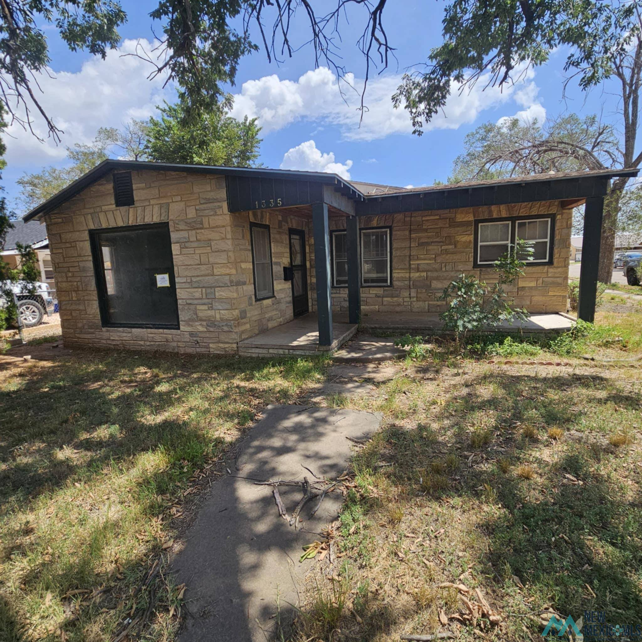 Portales, NM 88130,1335 S Avenue F Avenue