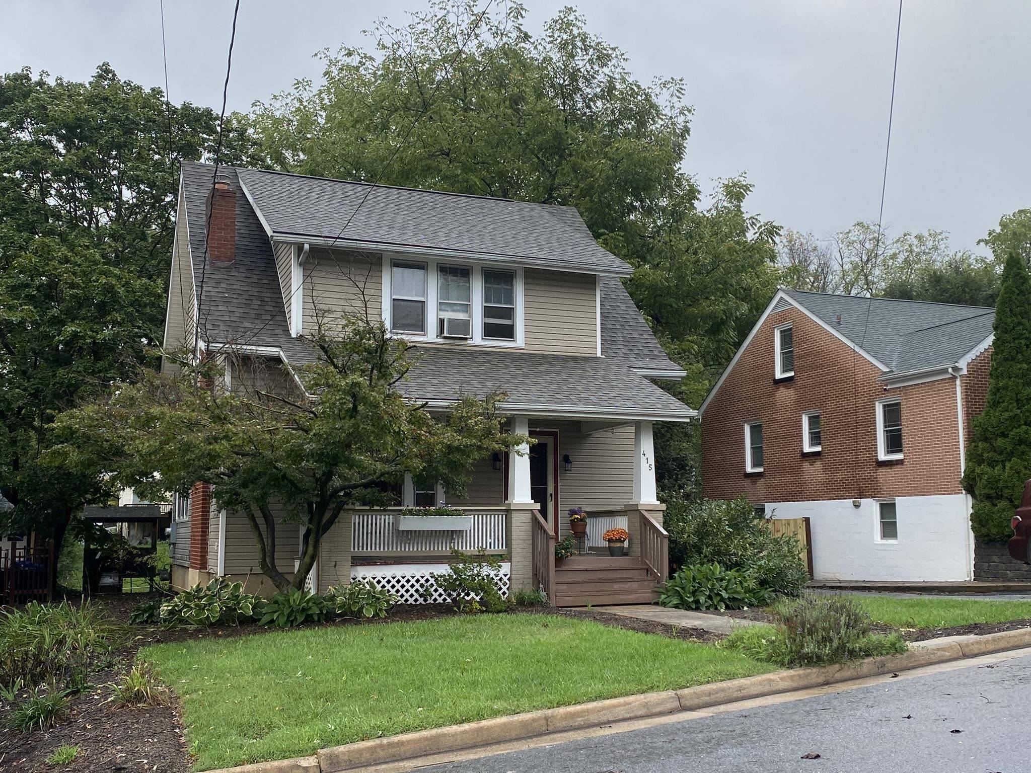 Staunton, VA 24401,415 HENDREN AVE