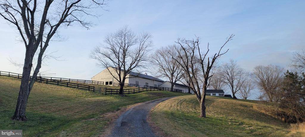 Warrenton, VA,9253 CLIFF MILLS RD #HORSE FACILITY