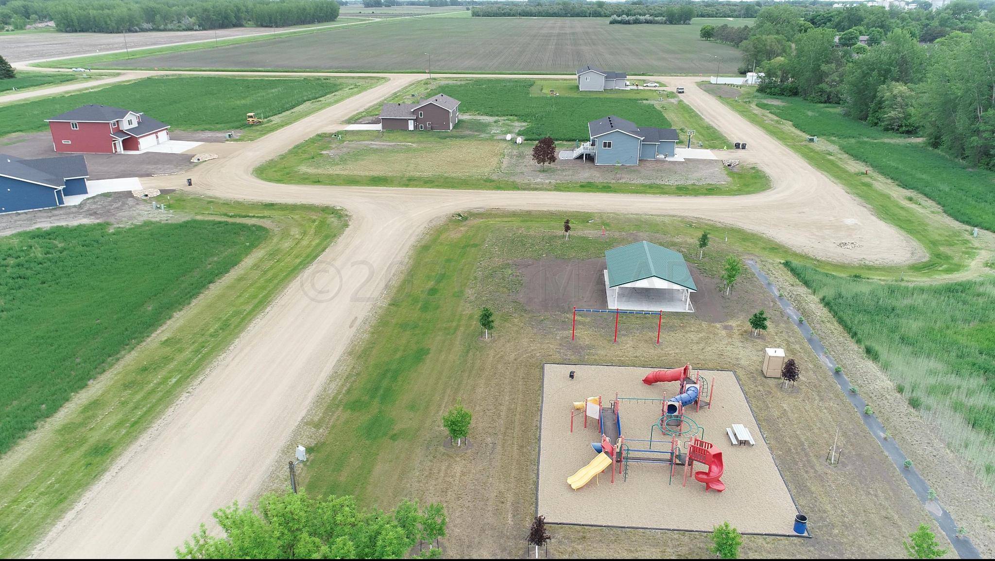 Hankinson, ND 58041,306 PRAIRIE Drive S