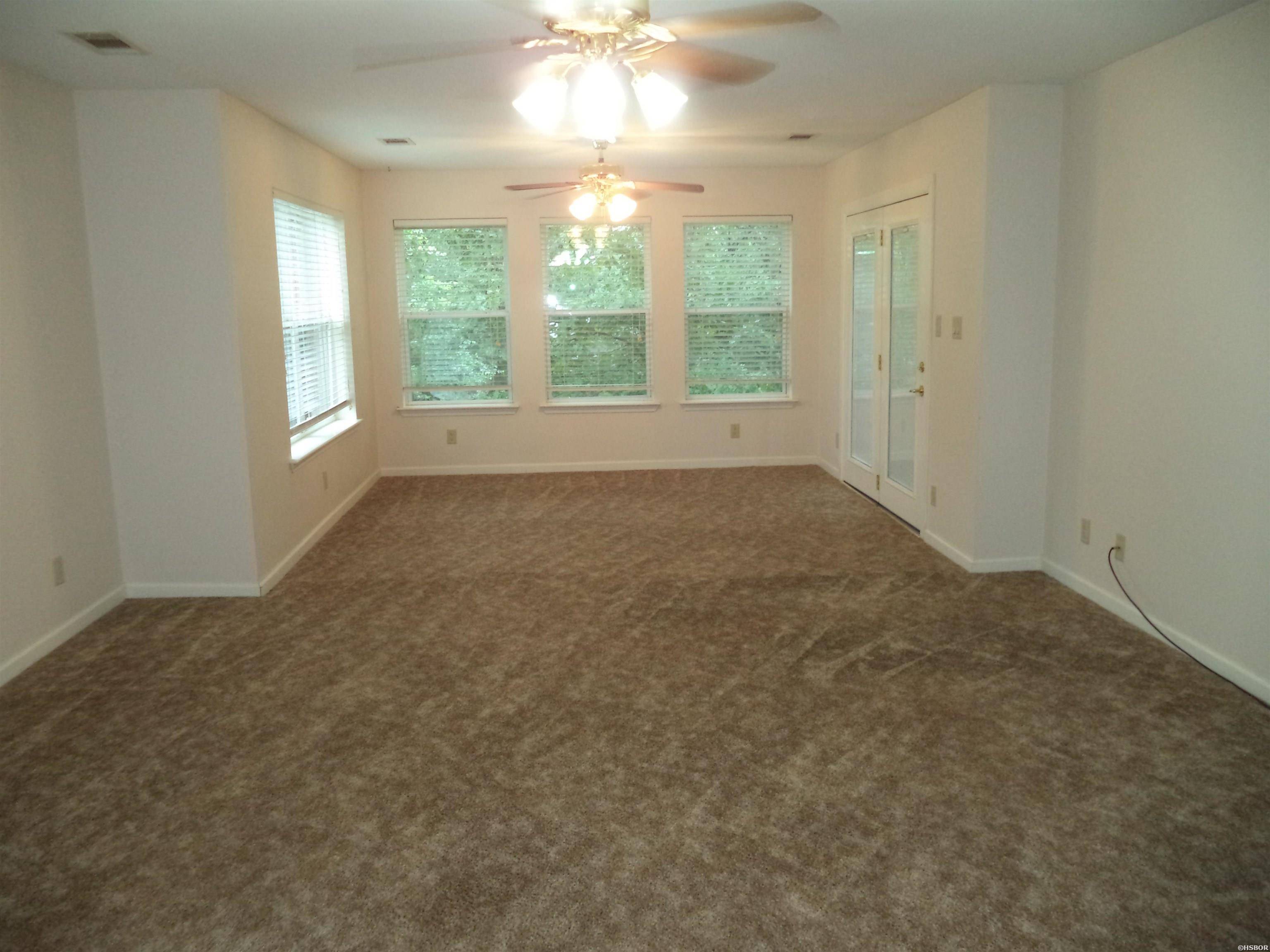 Hot Springs, AR 71901,208 C3 SOUTHRIDGE