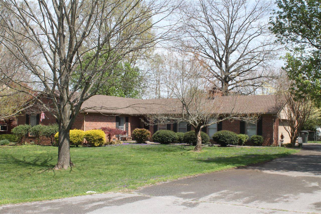 Bowling Green, KY 42104,2706 Baker Place