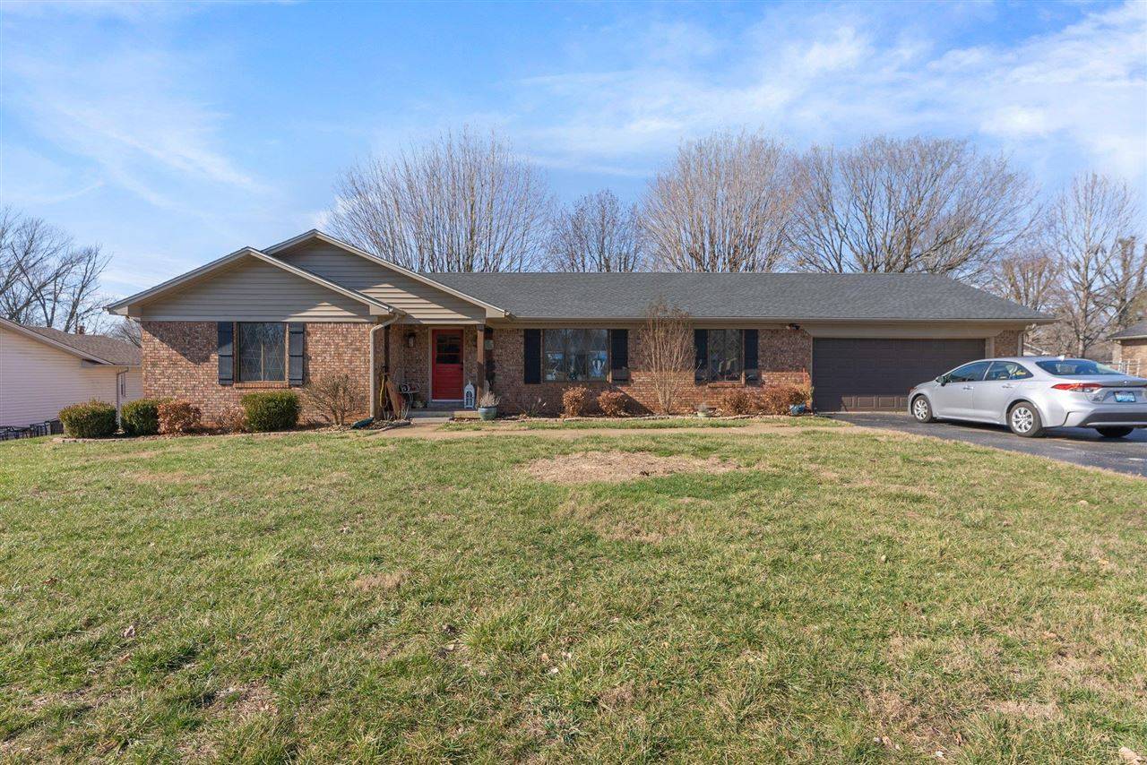 Bowling Green, KY 42104,2411 Tipperary Drive