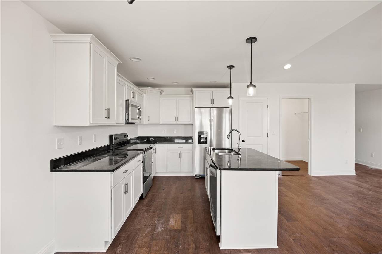 Franklin, KY 42134,608 Victoria Way