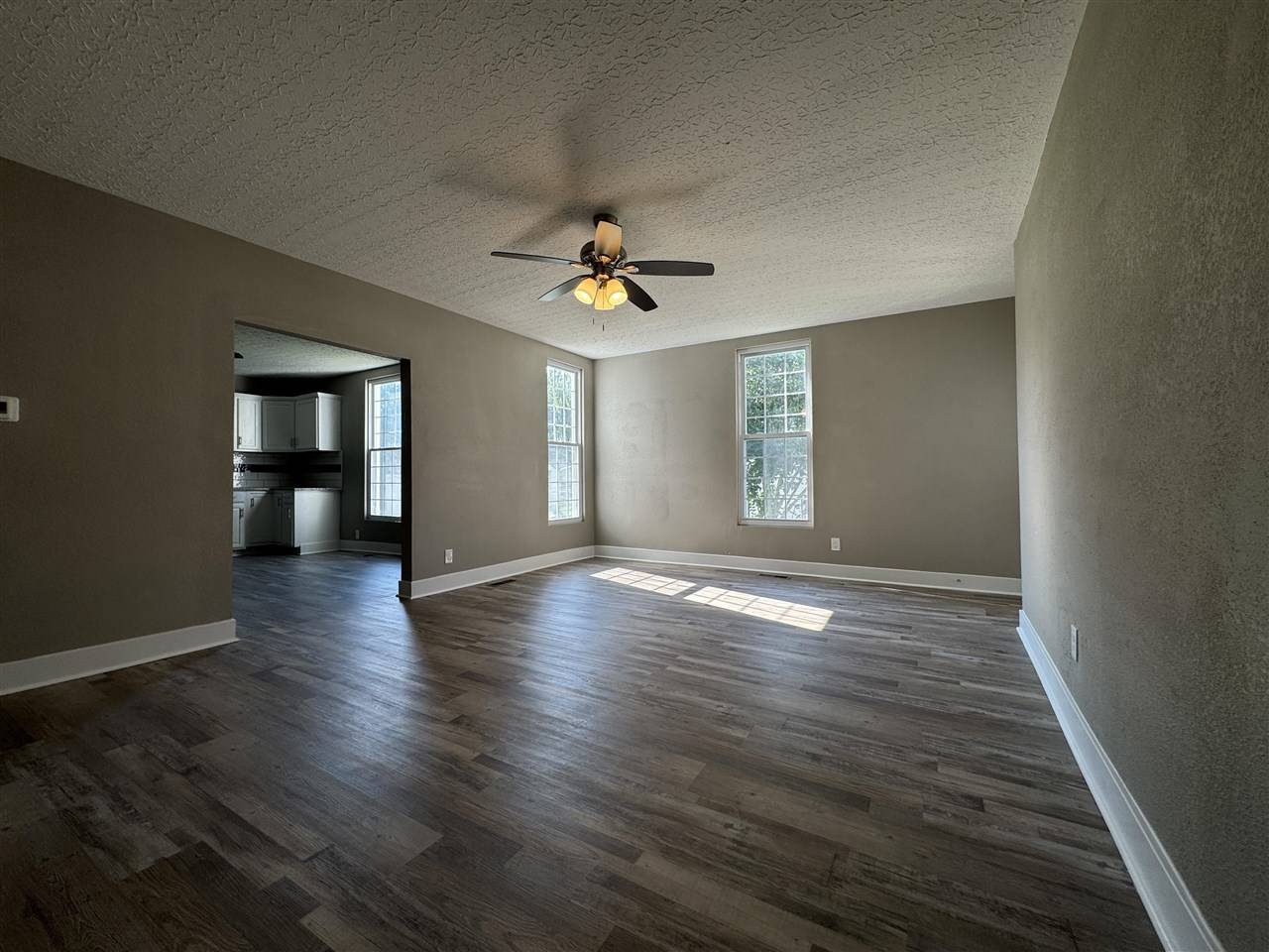Russellville, KY 42276,376 Cherry Street