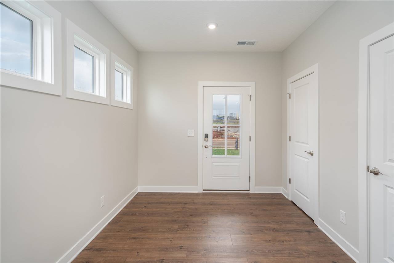 Bowling Green, KY 42101,10080 Creamery Lane