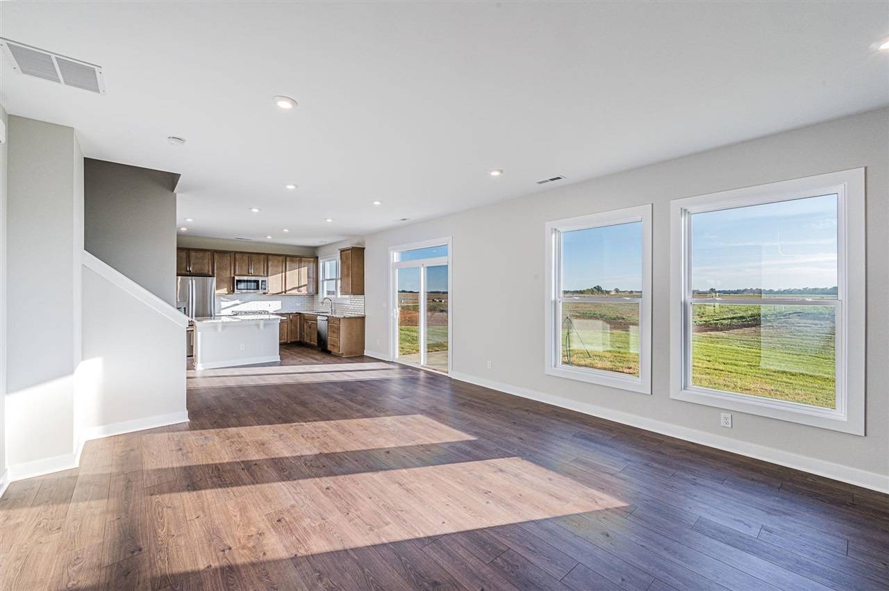 Bowling Green, KY 42104,10090 Creamery Lane