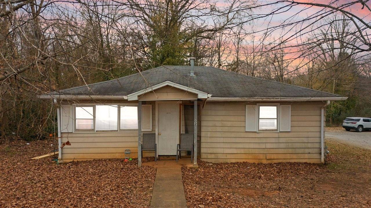 Munfordville, KY 42765,1021 Main Street