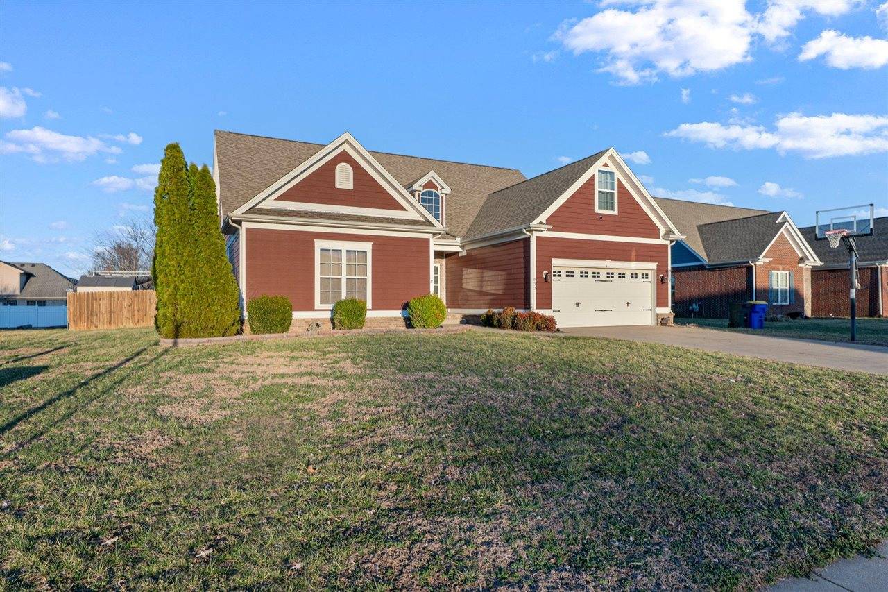 Bowling Green, KY 42104,932 Sugarberry Avenue