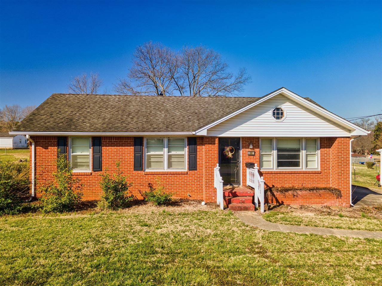 Franklin, KY 42134,811 Henry Street