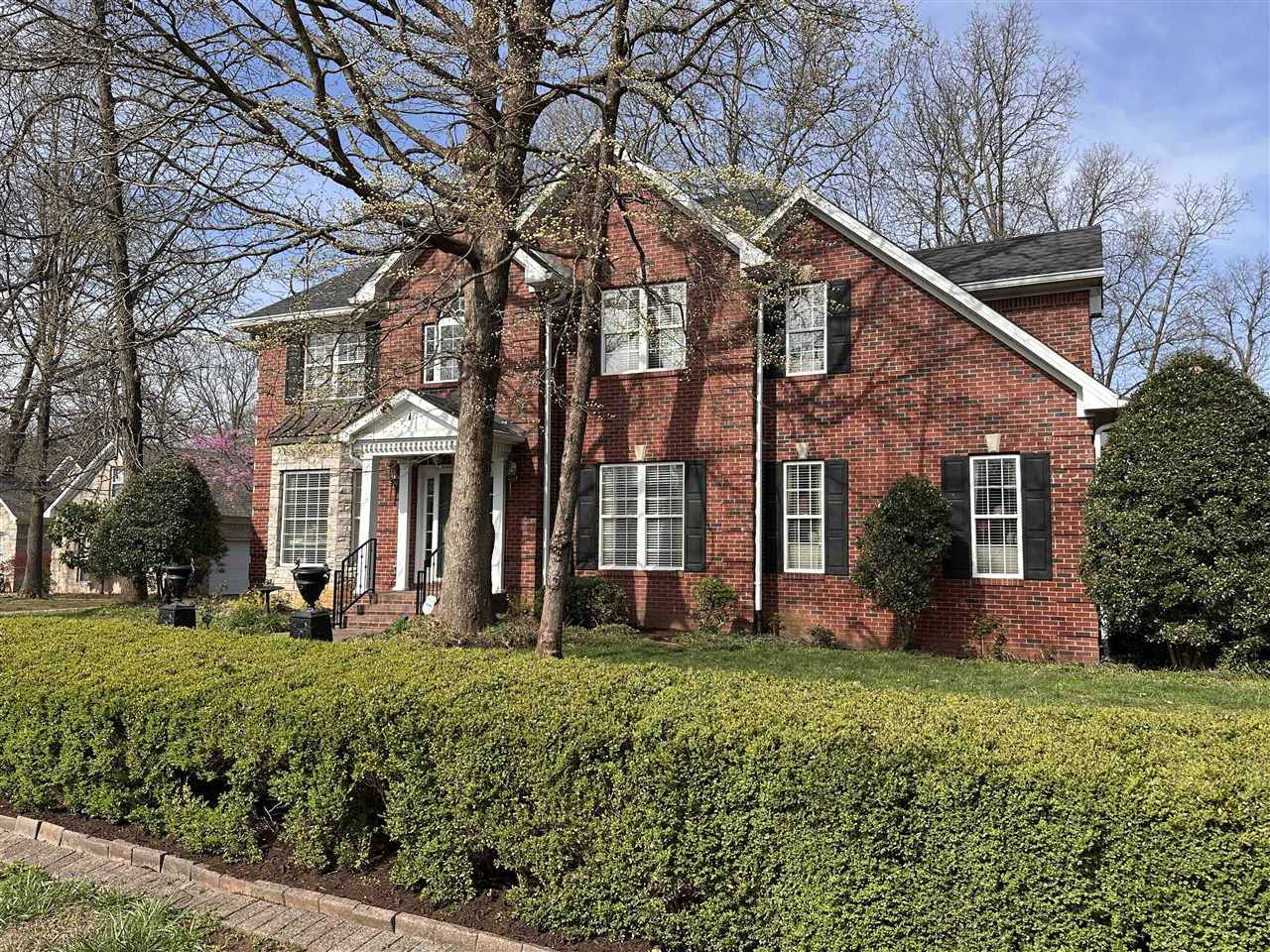 Bowling Green, KY 42101,3384 Red Oak Court