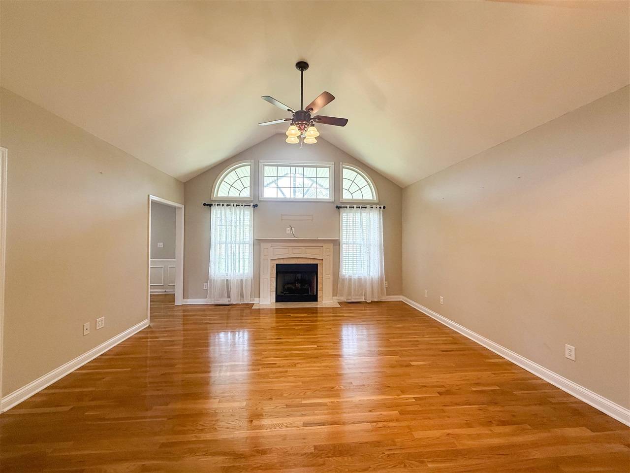 Bowling Green, KY 42104,3819 Woodbridge Court