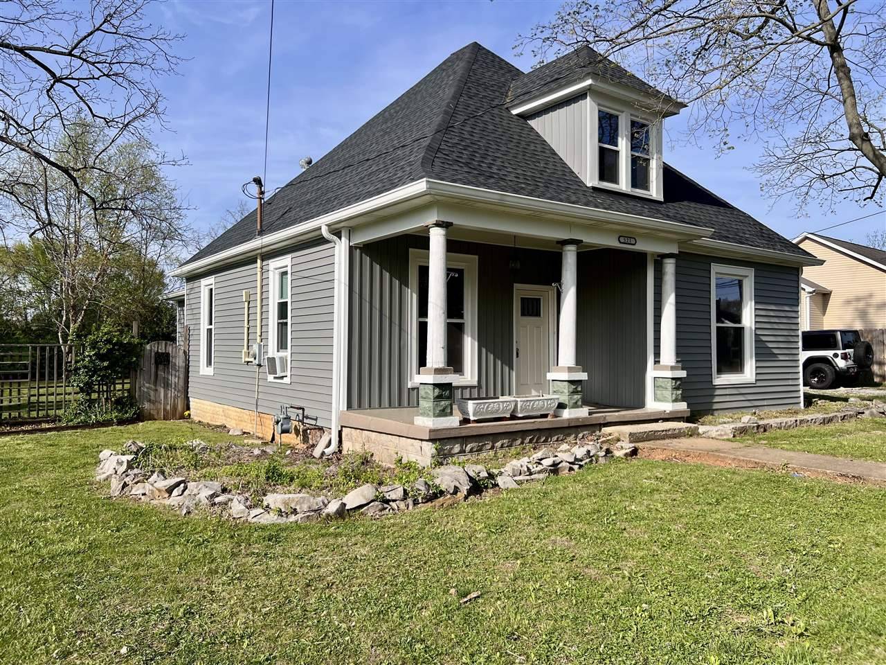 Franklin, KY 42134,521 E Cedar Avenue