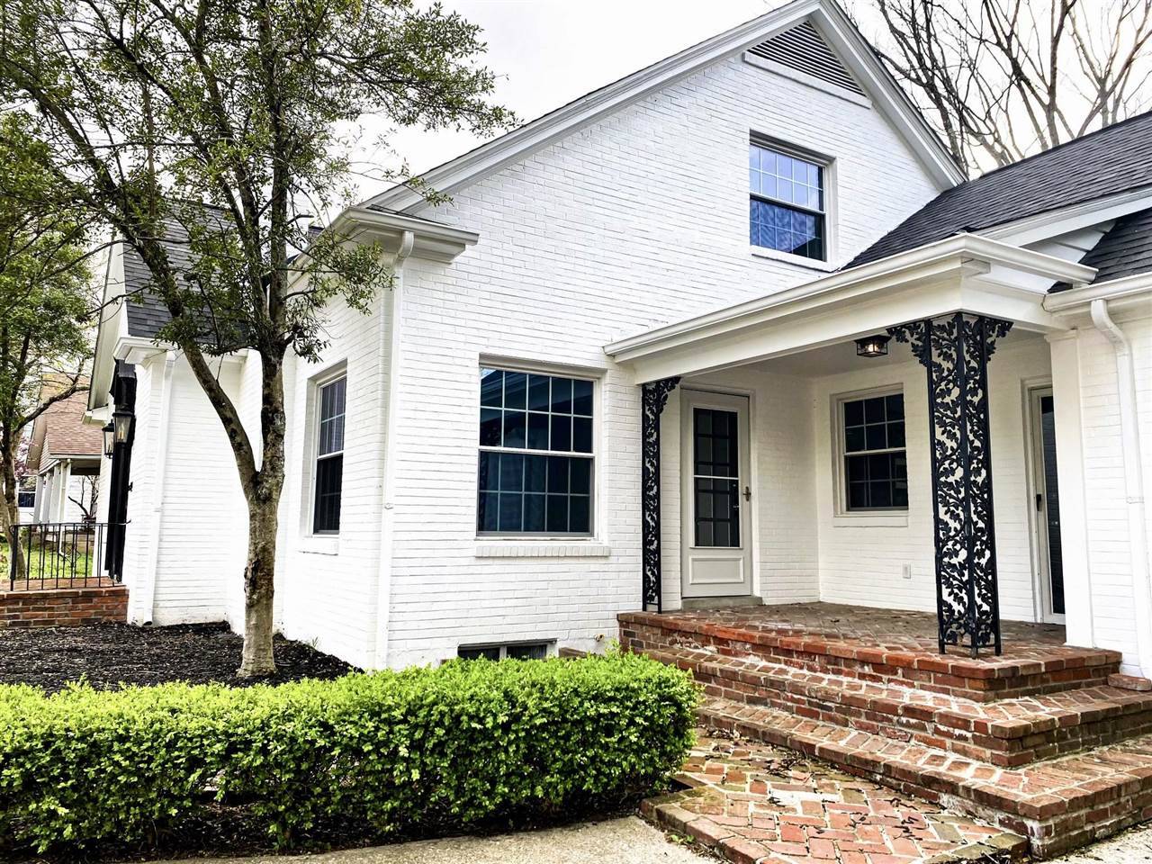 Greenville, KY 42345,165 N Main Street