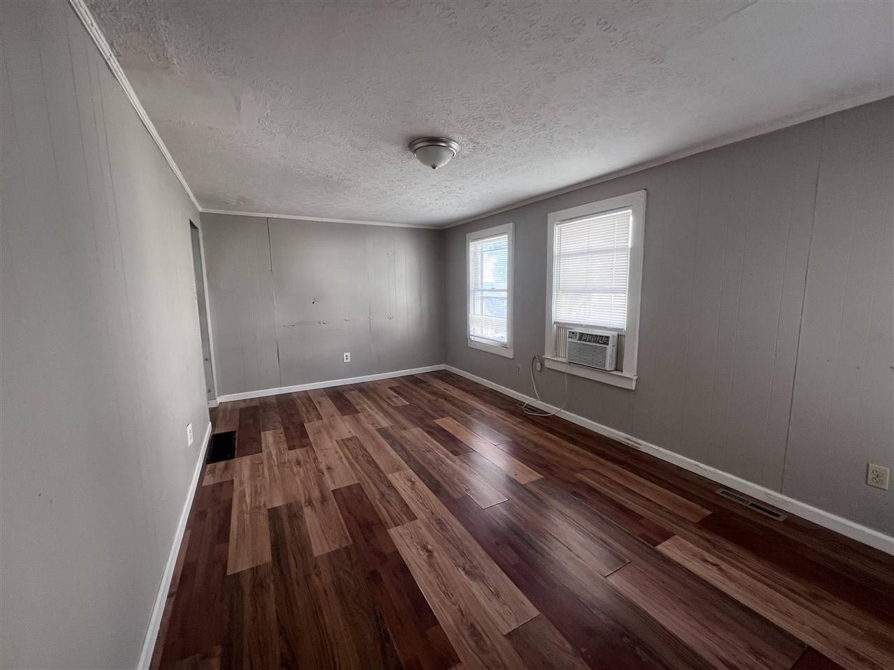 Bowling Green, KY 42101,1217 Chestnut Street