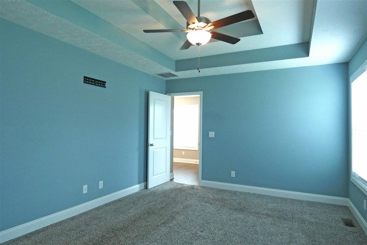 Franklin, KY 42134,204 Victoria Way