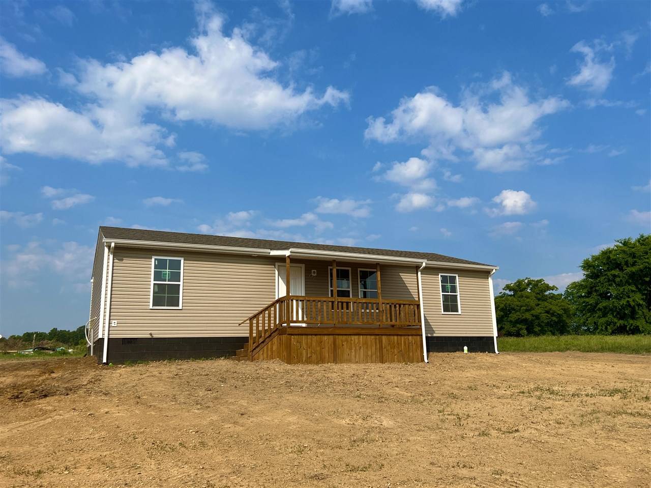 Roundhill, KY 42275,487 Dock Parrish Road