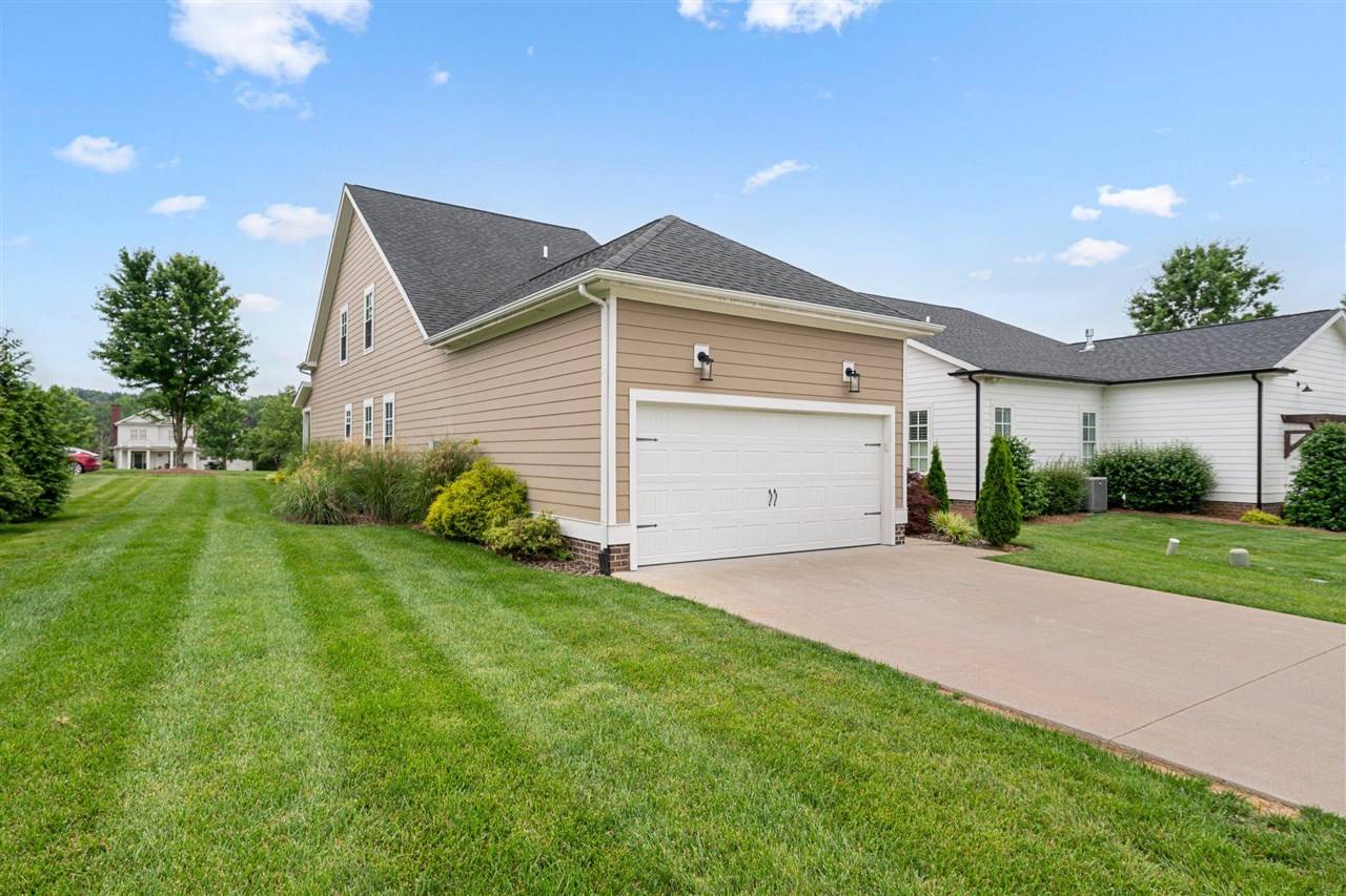 Bowling Green, KY 42103,370 Parkhaven Lane