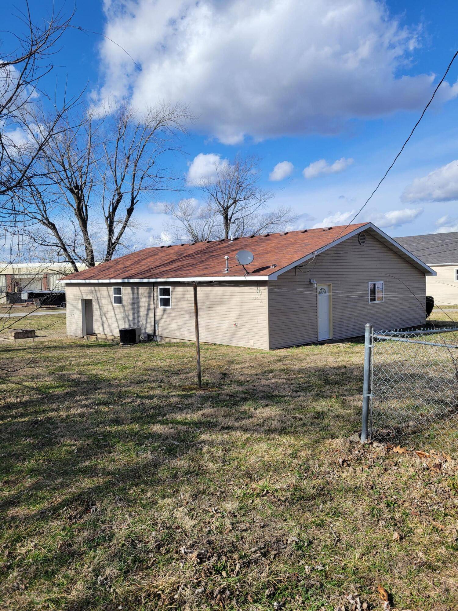 Mansfield, MO 65704,103 Hickory Street