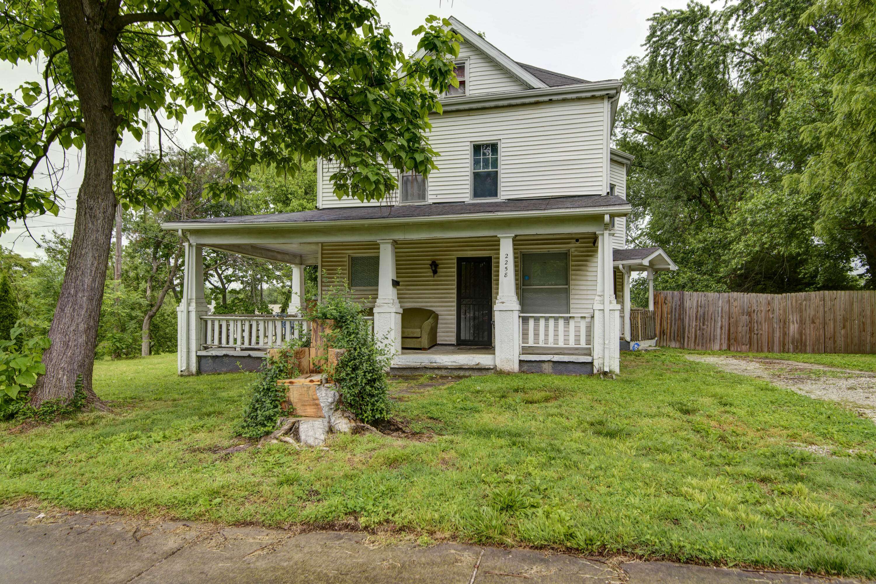 Springfield, MO 65803,2258 North Benton Avenue