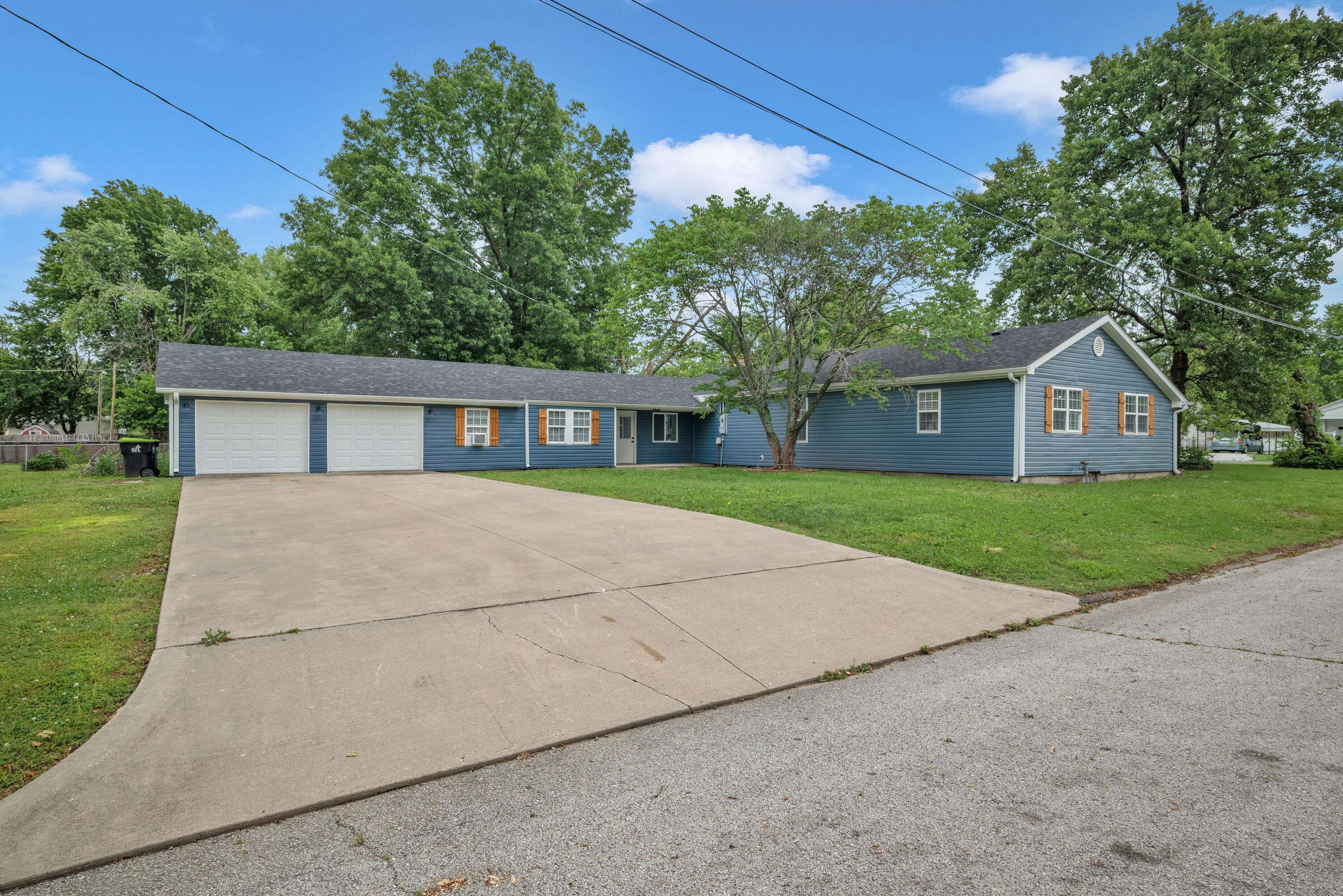 Webb City, MO 64870,731 14th Street