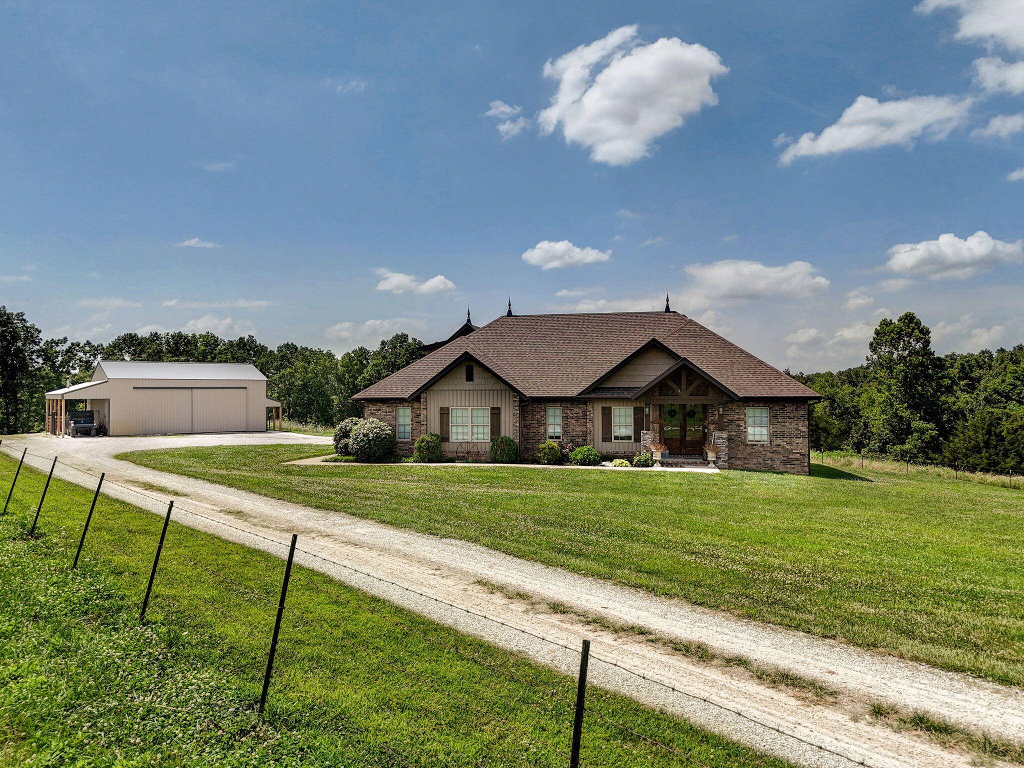 Rogersville, MO 65742,4173 Spring Hill Road