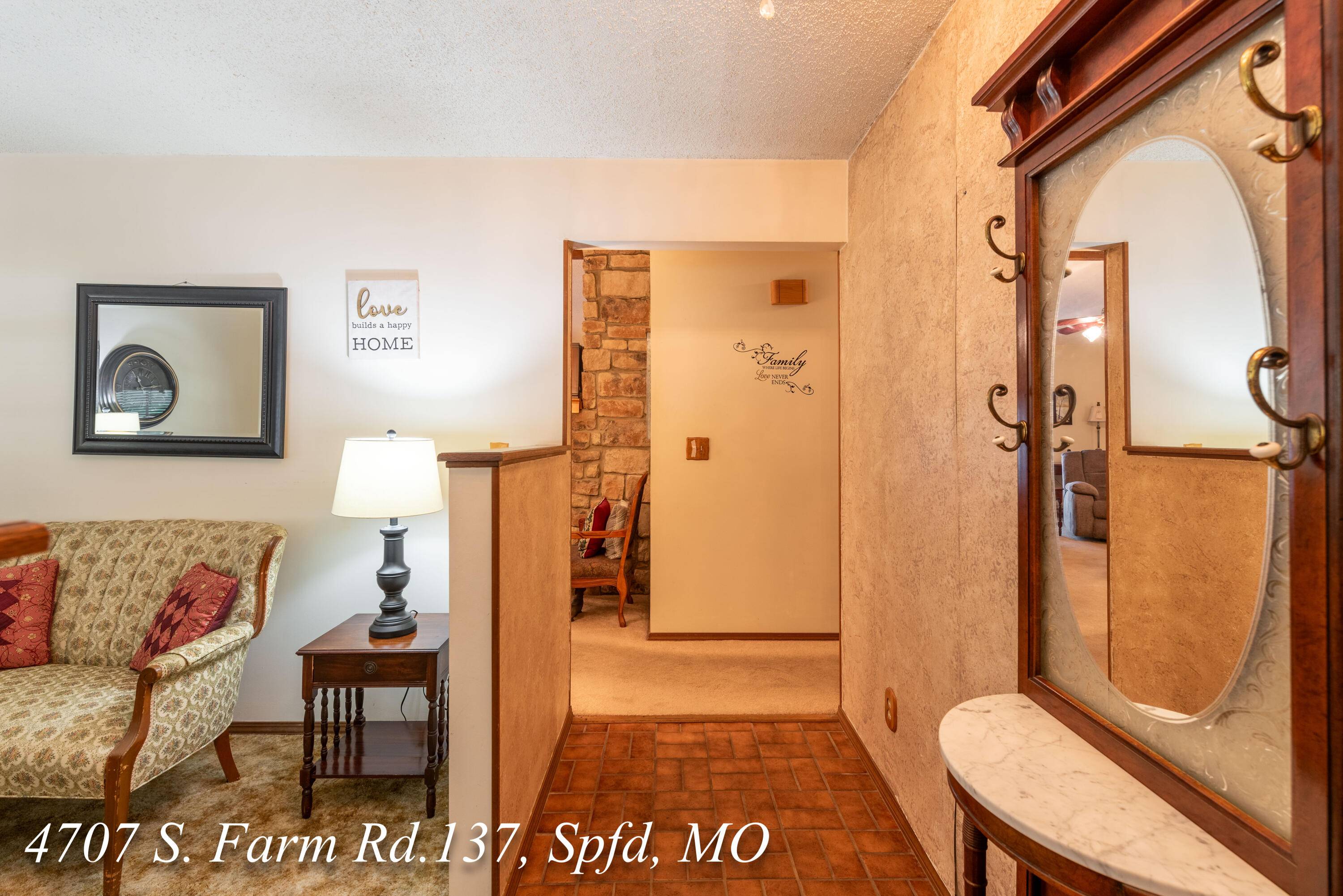 Springfield, MO 65810,4707 South Farm Road 137