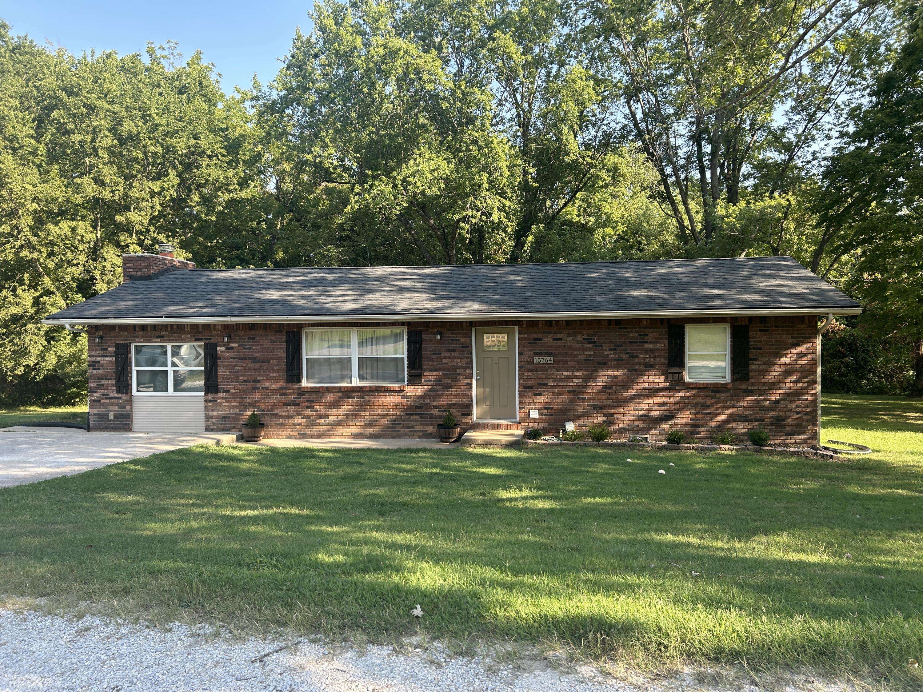 Neosho, MO 64850,15764 Norman Lane