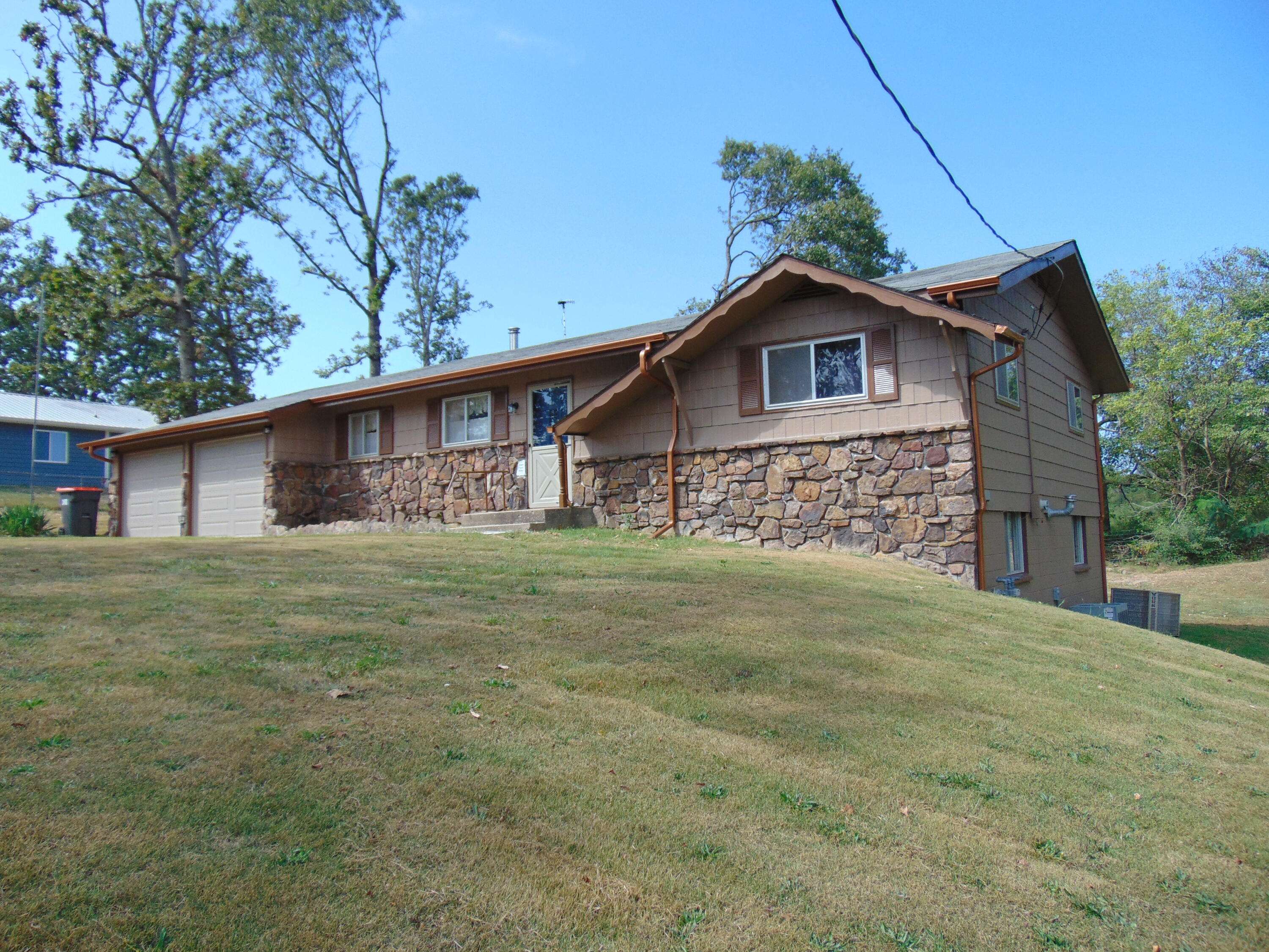 Cassville, MO 65625,141 Robinhood Drive Drive