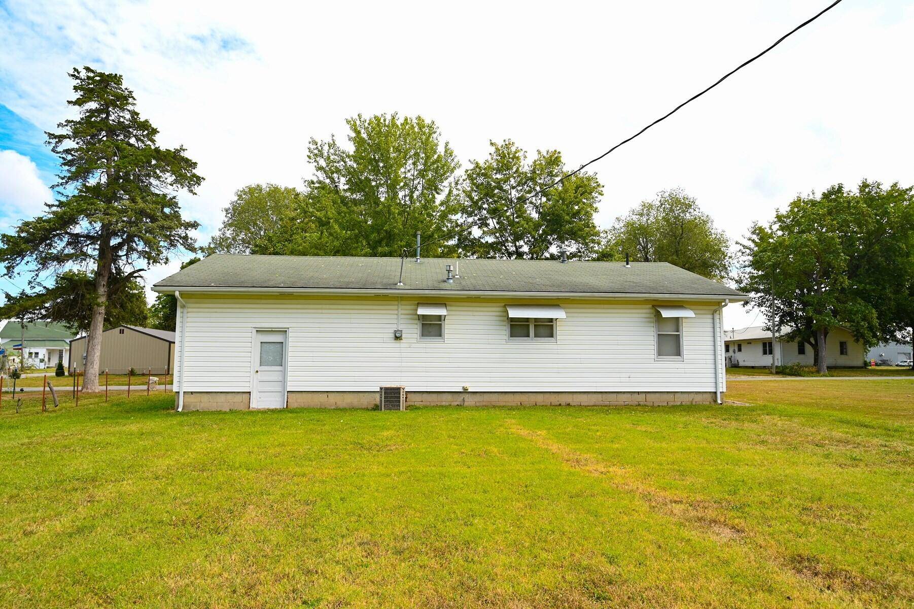 Wheatland, MO 65779,18686 Grand Street