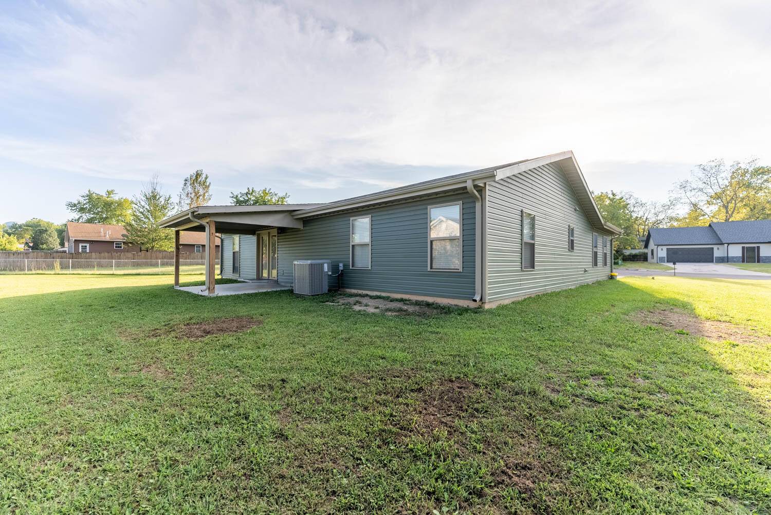 Mountain Grove, MO 65711,704 Robin Road