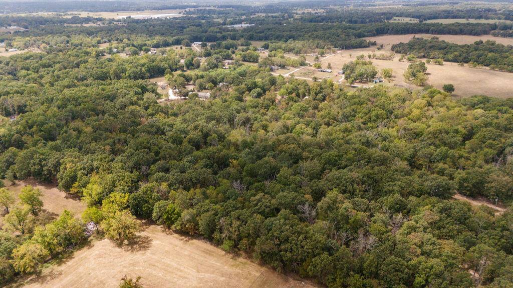 Anderson, MO 64831,000 New Bethel Road