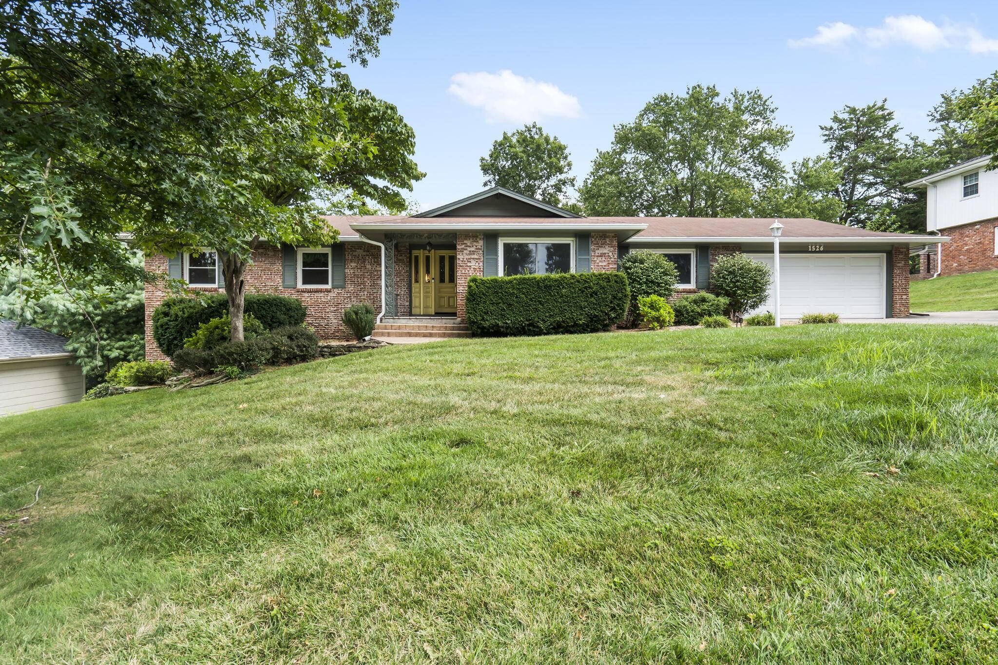 Springfield, MO 65809,1526 South Devon Road