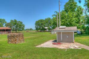 Neosho, MO 64850,20386 Springs Road