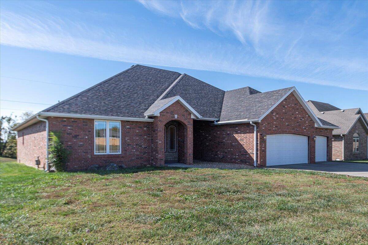 Springfield, MO 65802,5266 East Wild Horse Drive