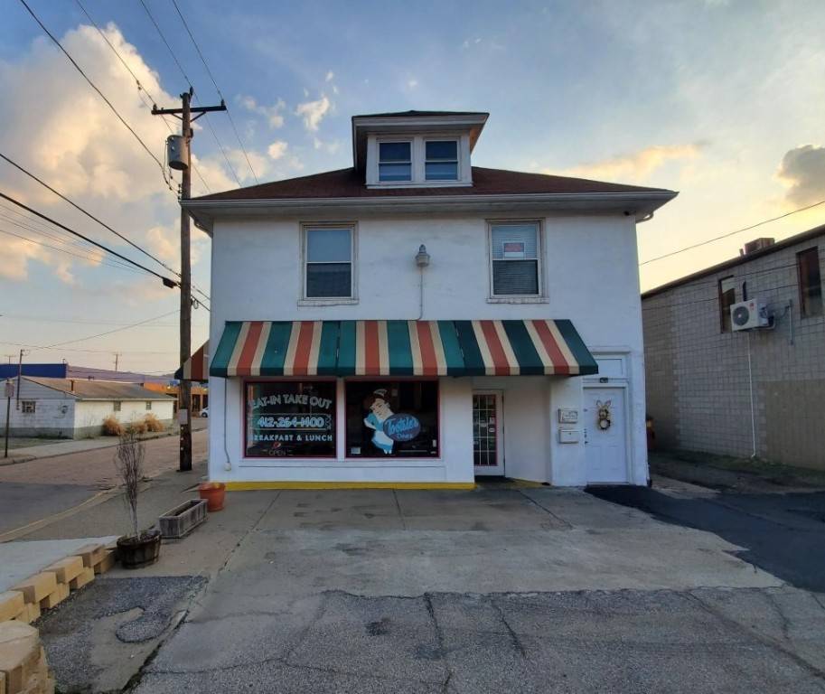 Coraopolis, PA 15108,701 5th Ave