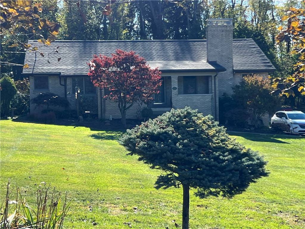 Bethel Park, PA 15102,4755 Hilltop Lane