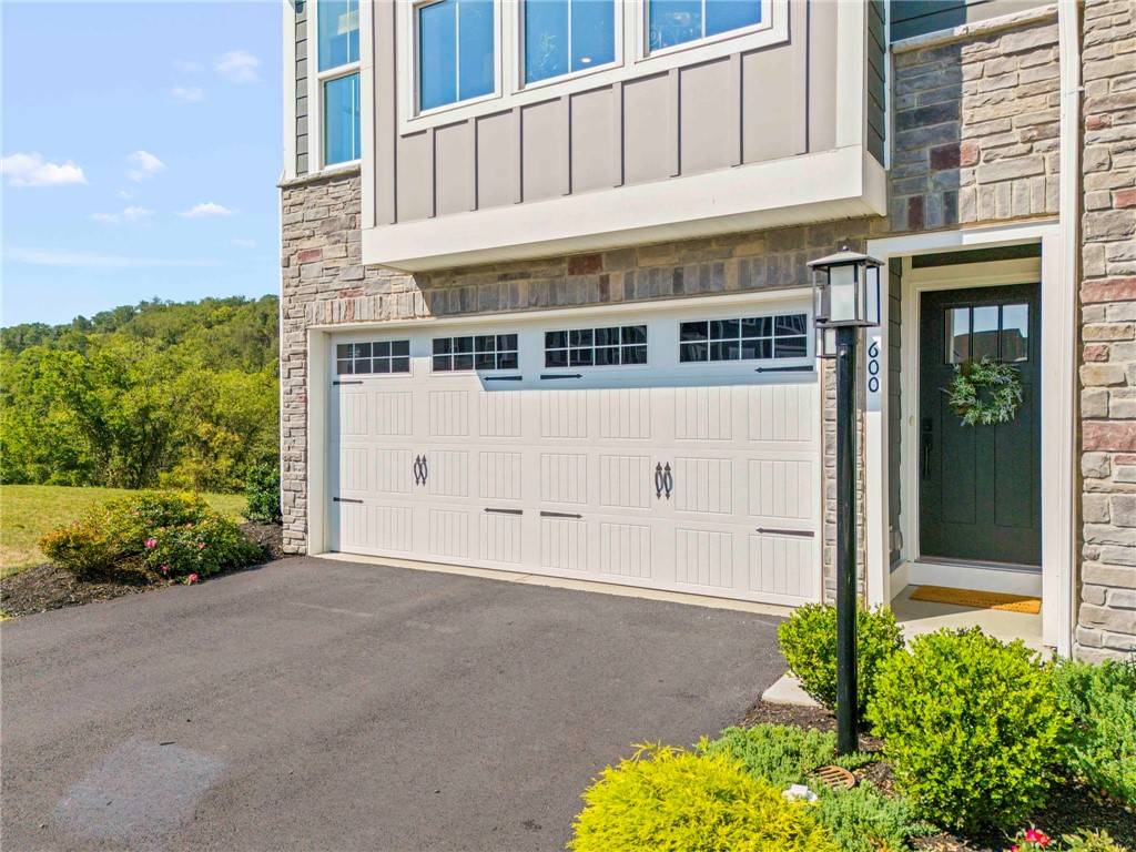 Canonsburg, PA 15317,600 Spruce Ln