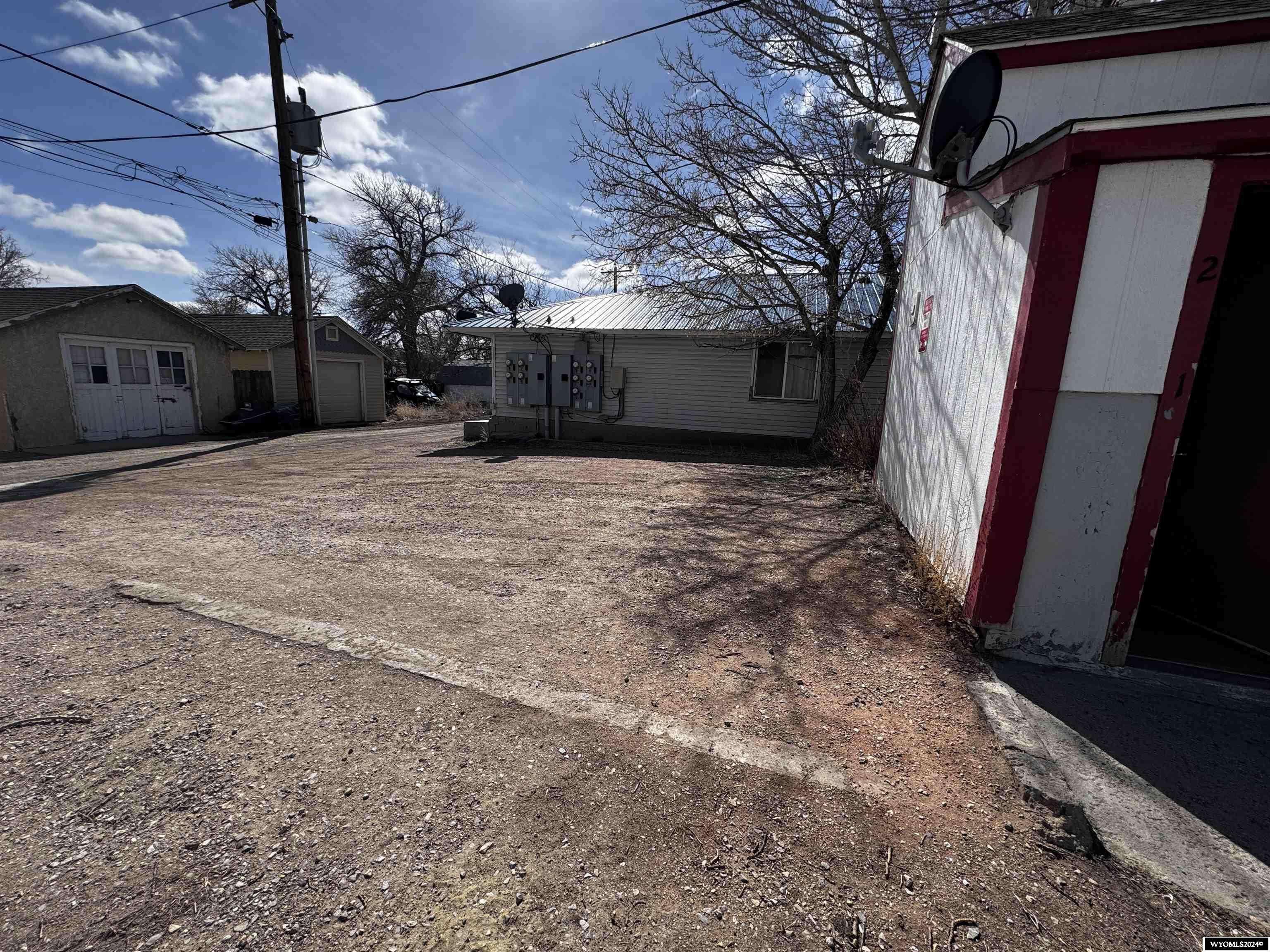 Rawlins, WY 82301,208 E Pine Street