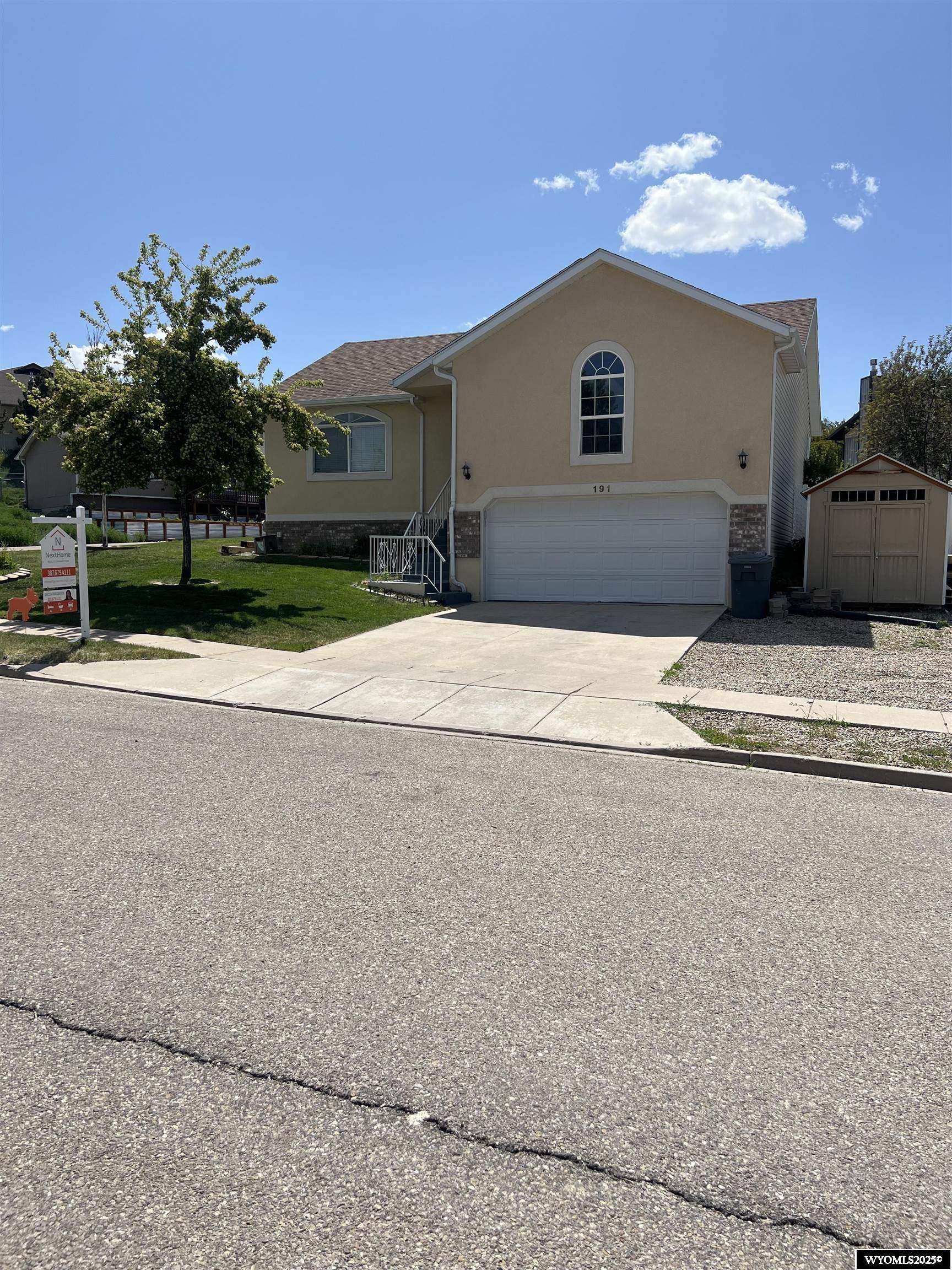 Evanston, WY 82930,191 Ridge Lane