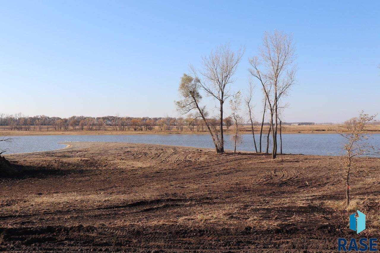 Wentworth, SD 57075,639 Sandpiper Ln