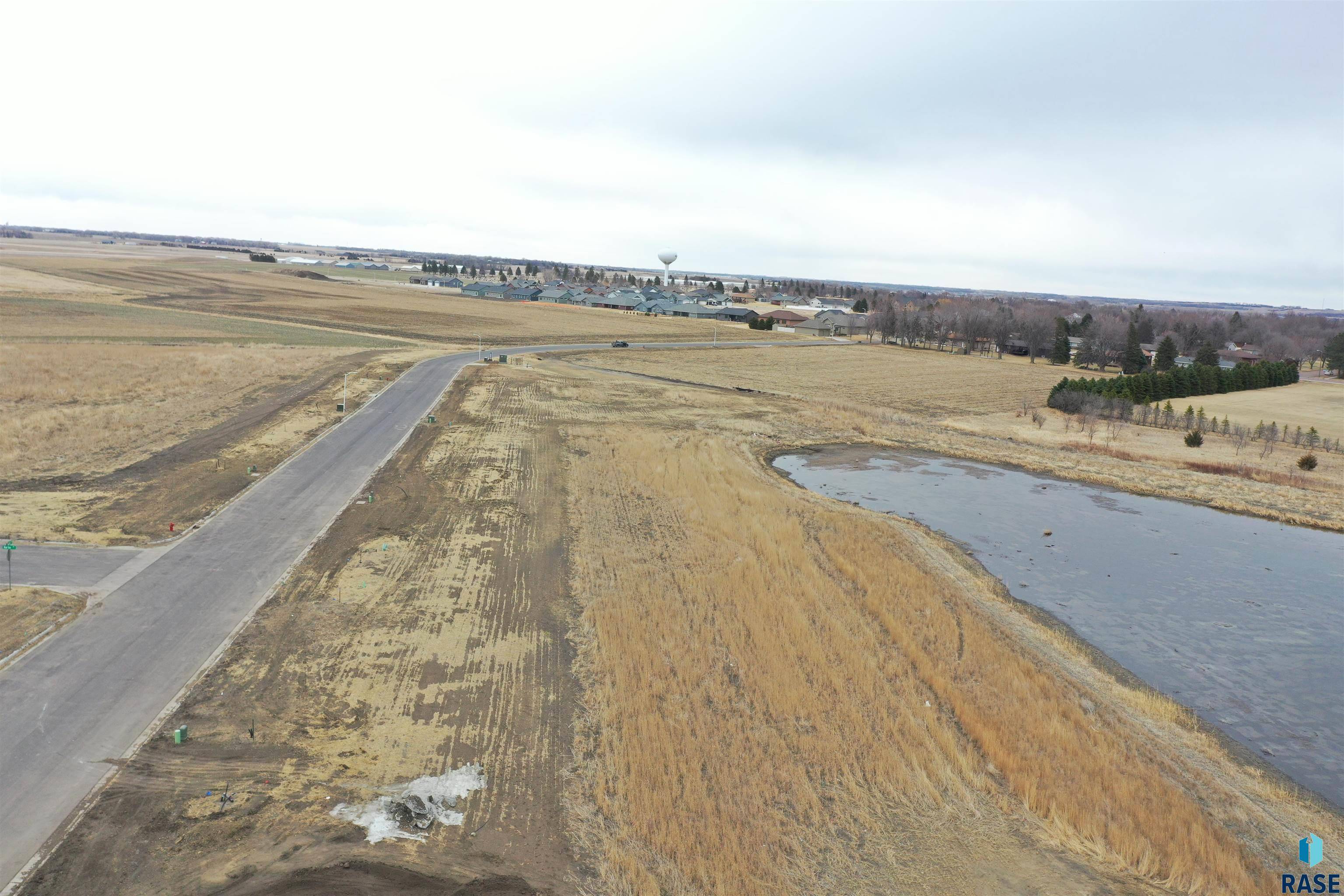 Madison, SD 57042,913 Harter Dr
