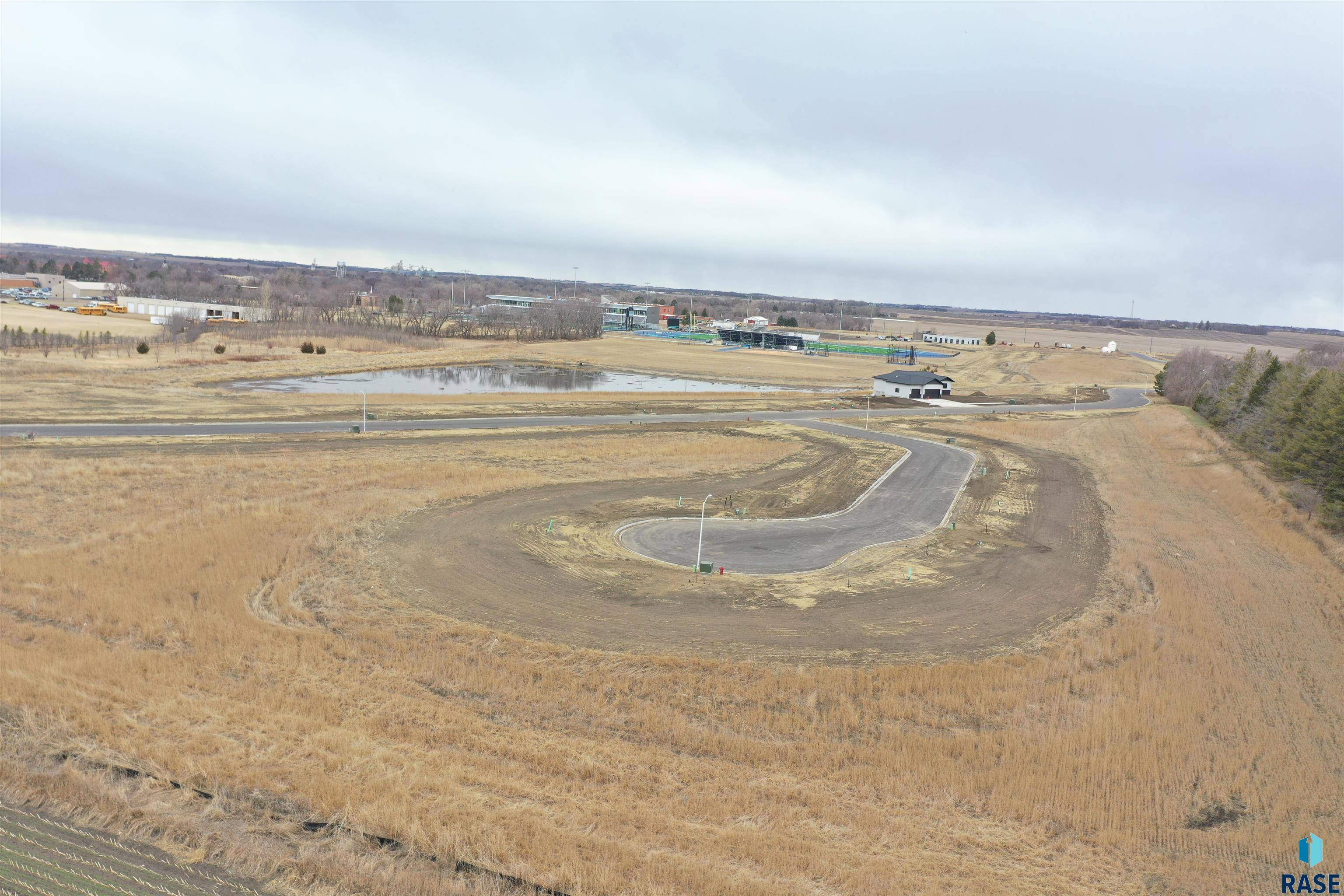 Madison, SD 57042,932 Harter Cir