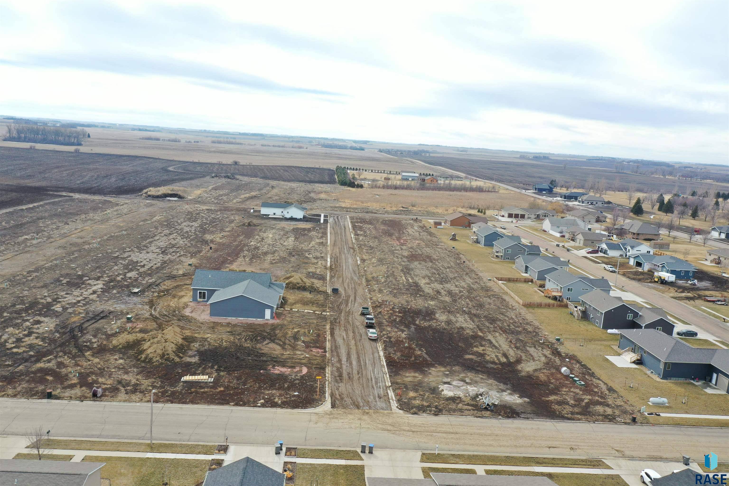 Colman, SD 57017,609 Wildwood Ave