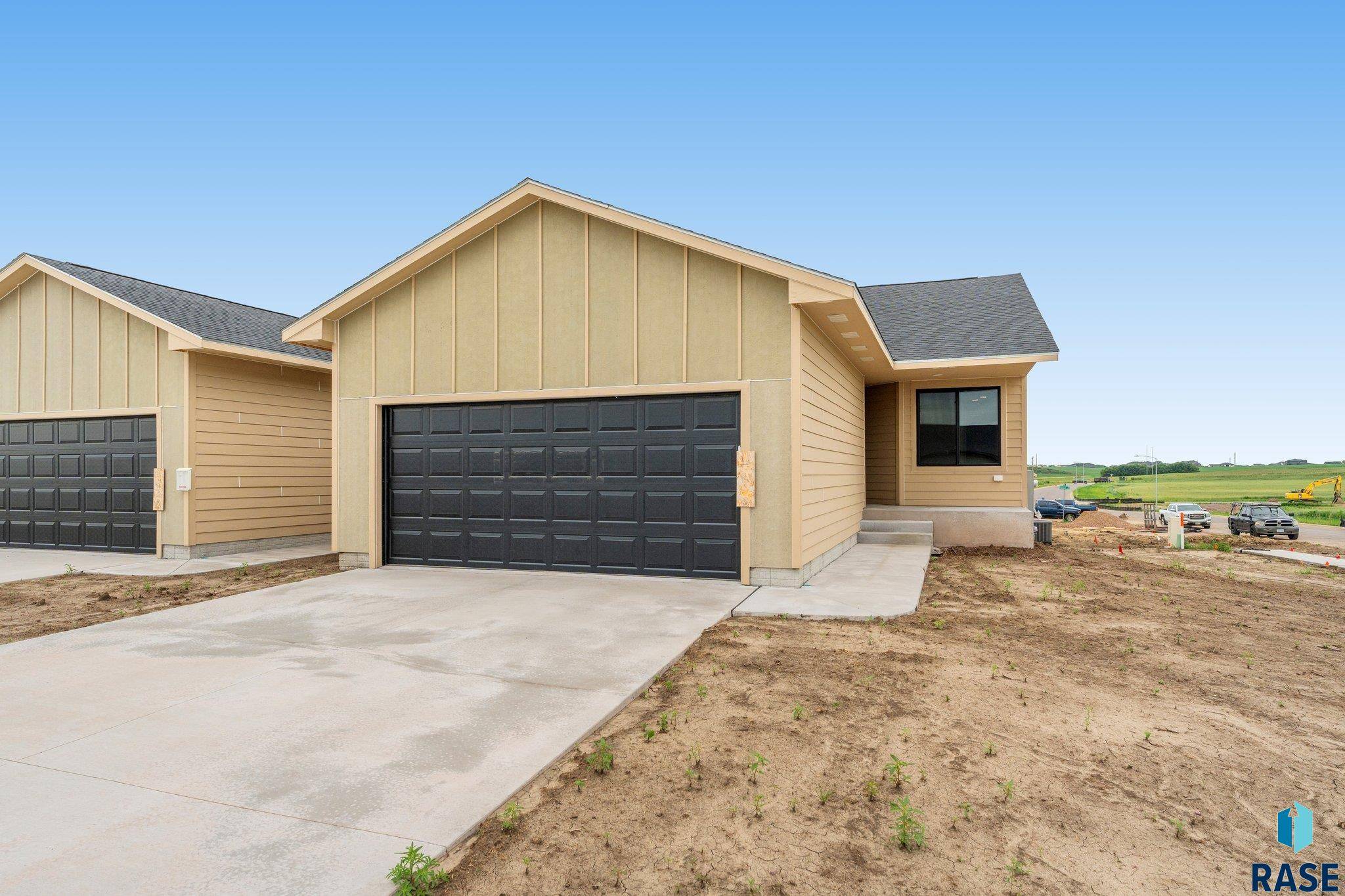 Sioux Falls, SD 57110,1909 N Tina Dr