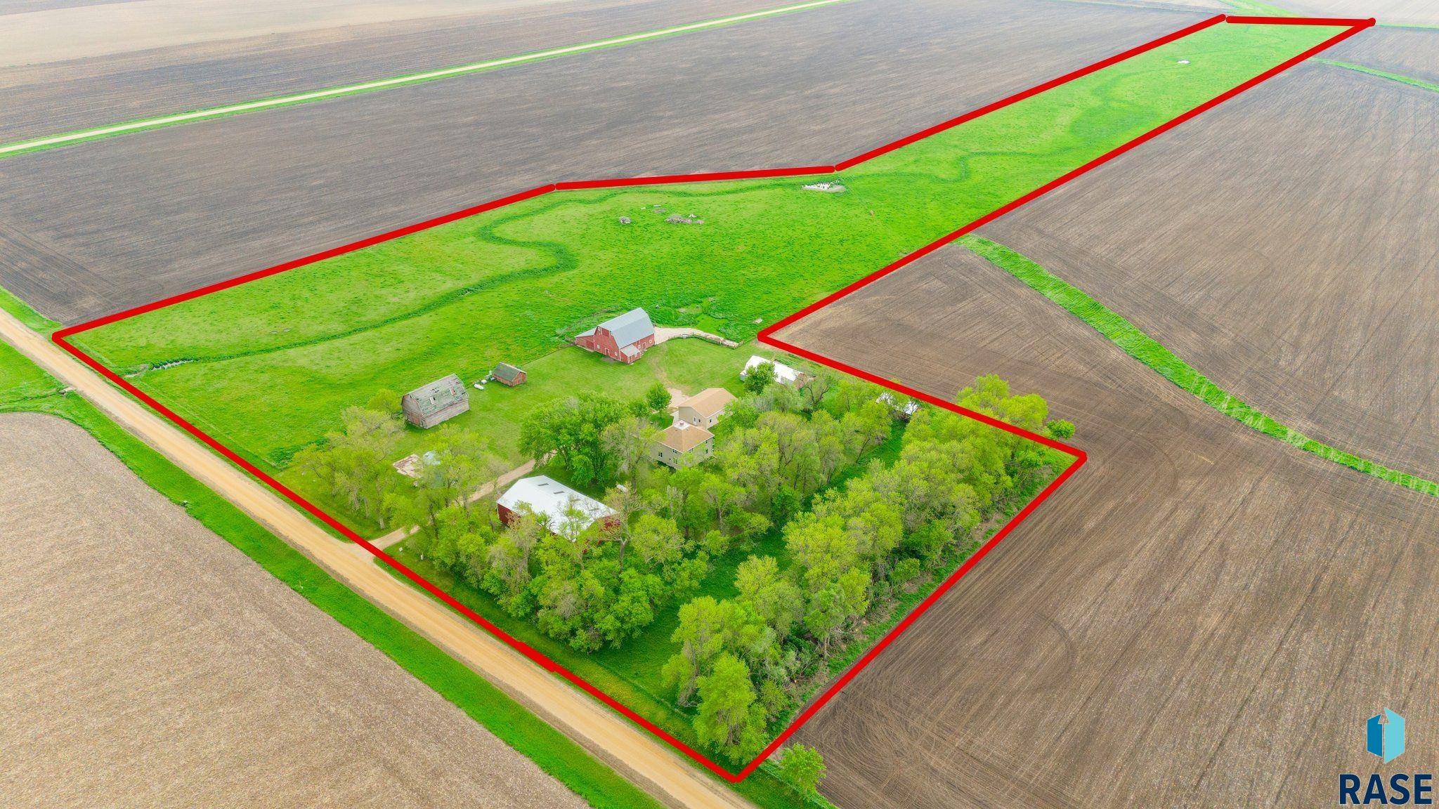 Jasper, MN 56144,176 241st St