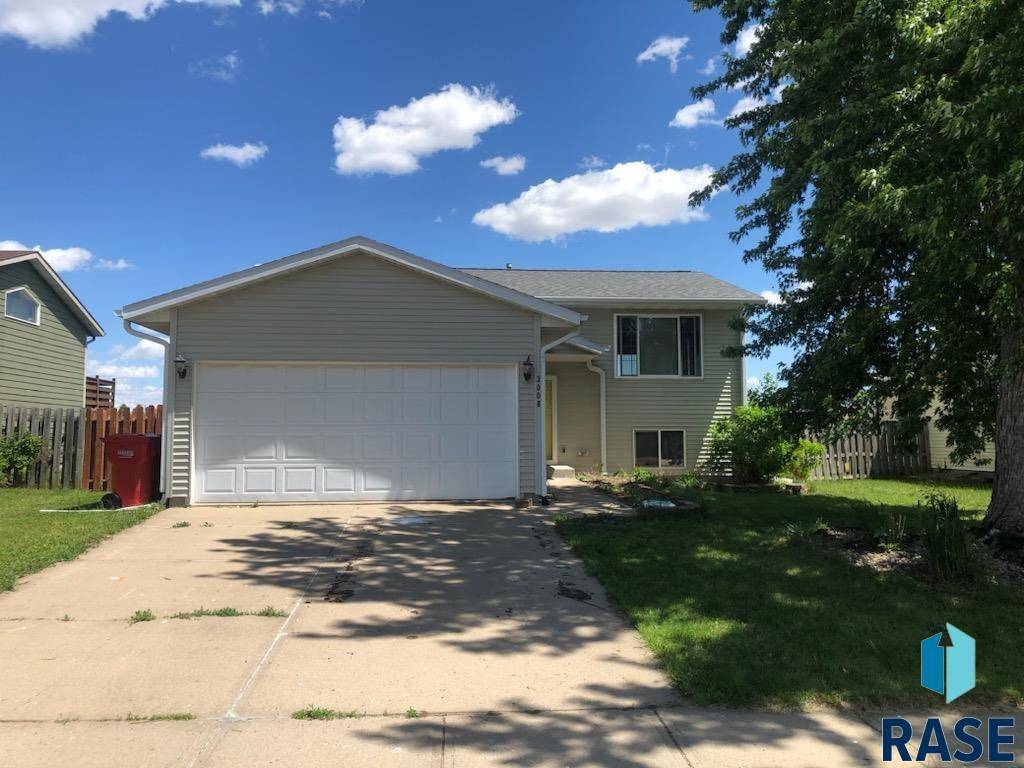 Yankton, SD 57078,3008 Francis St